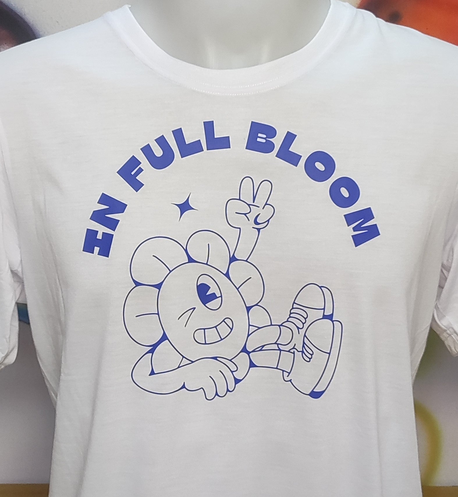 In Full Bloom Graphic Cotton Tee (Large)