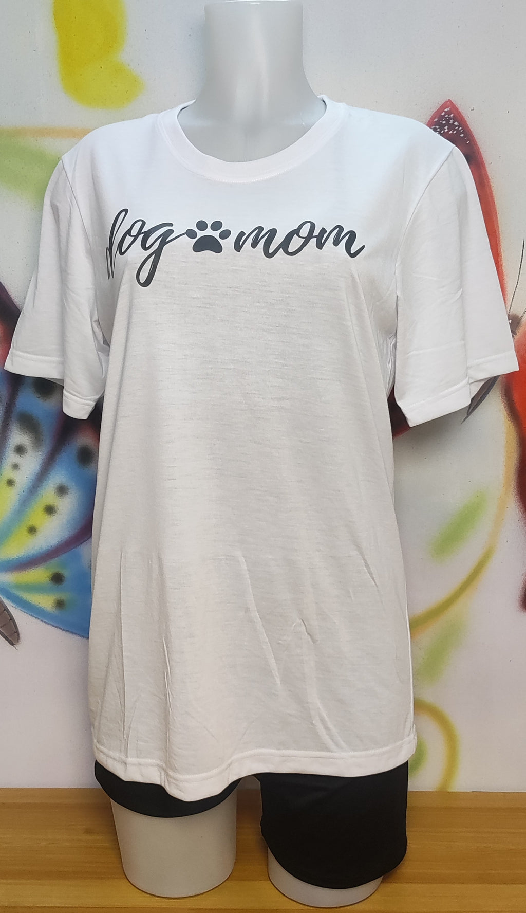 Dog Mom Graphic Cotton Tee (Medium)