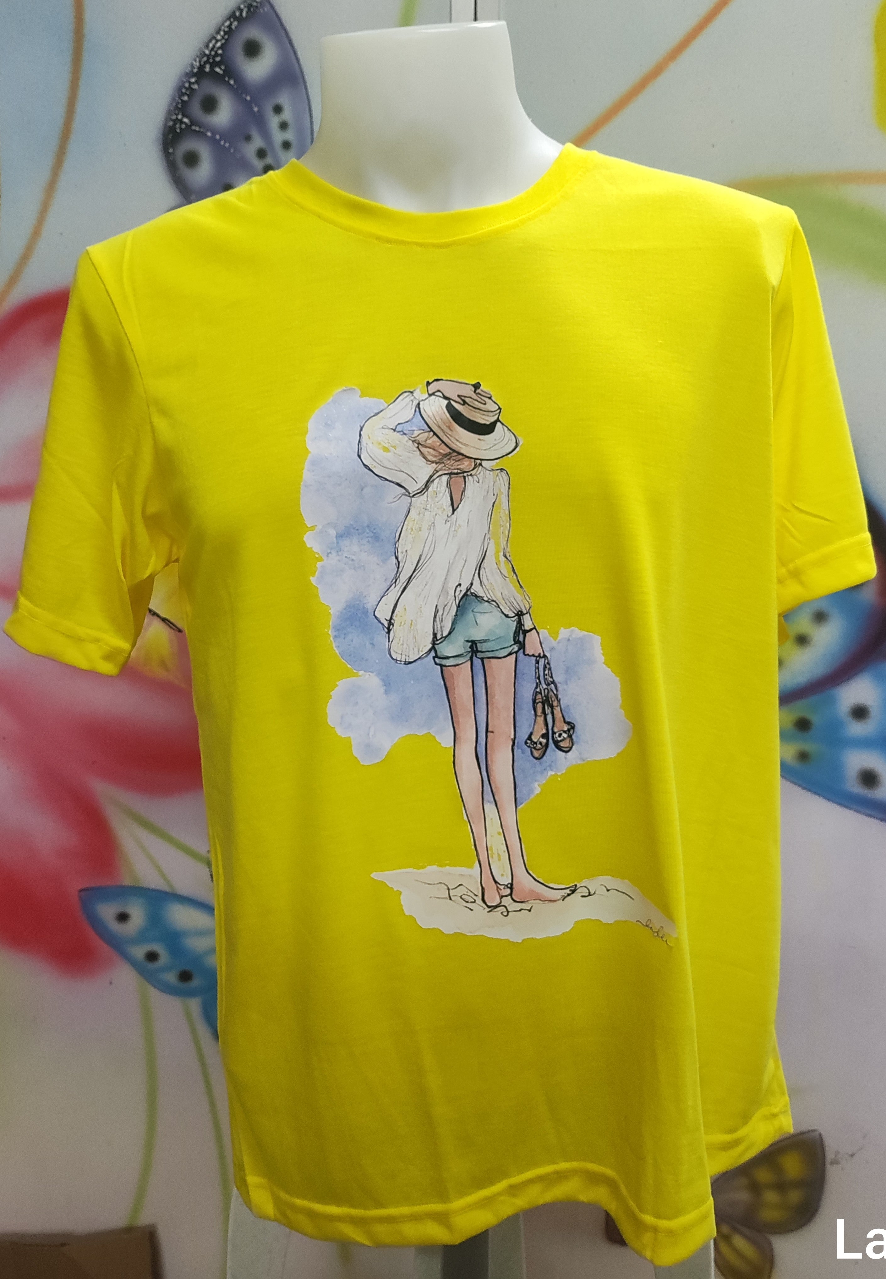 Girl White Beach Graphic Cotton Tee (Large)
