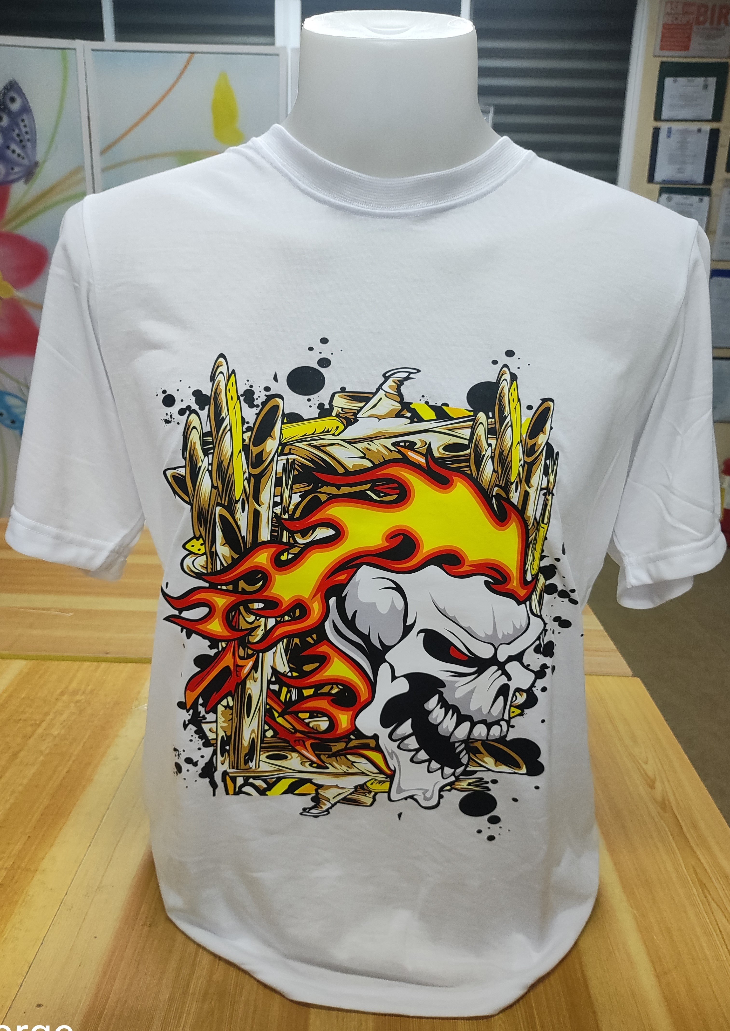 Flaming Skull Graphic Cotton Tee (Large)