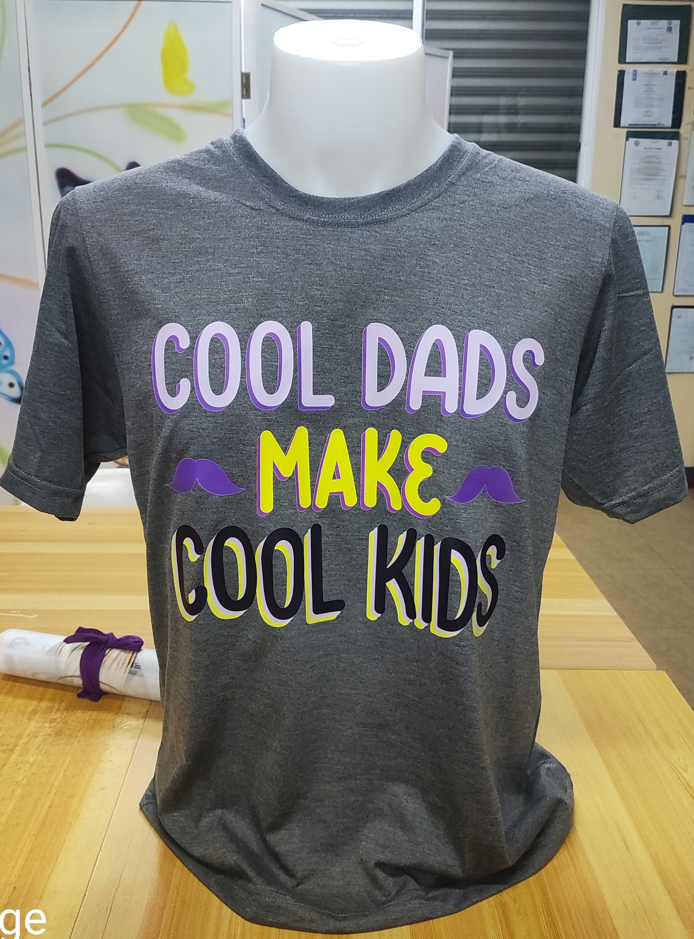 Cool Dads Make Cool Kids Graphic Cotton Tee (Large)