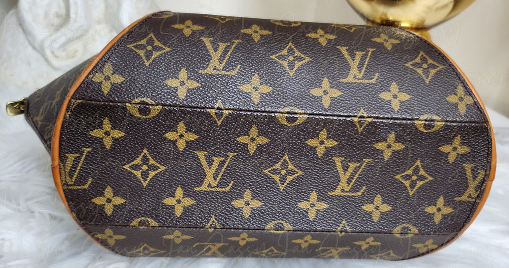 Preloved Louis Vuitton Ellipse PM Monogram Bag SD0051 090623 – KimmieBBags  LLC